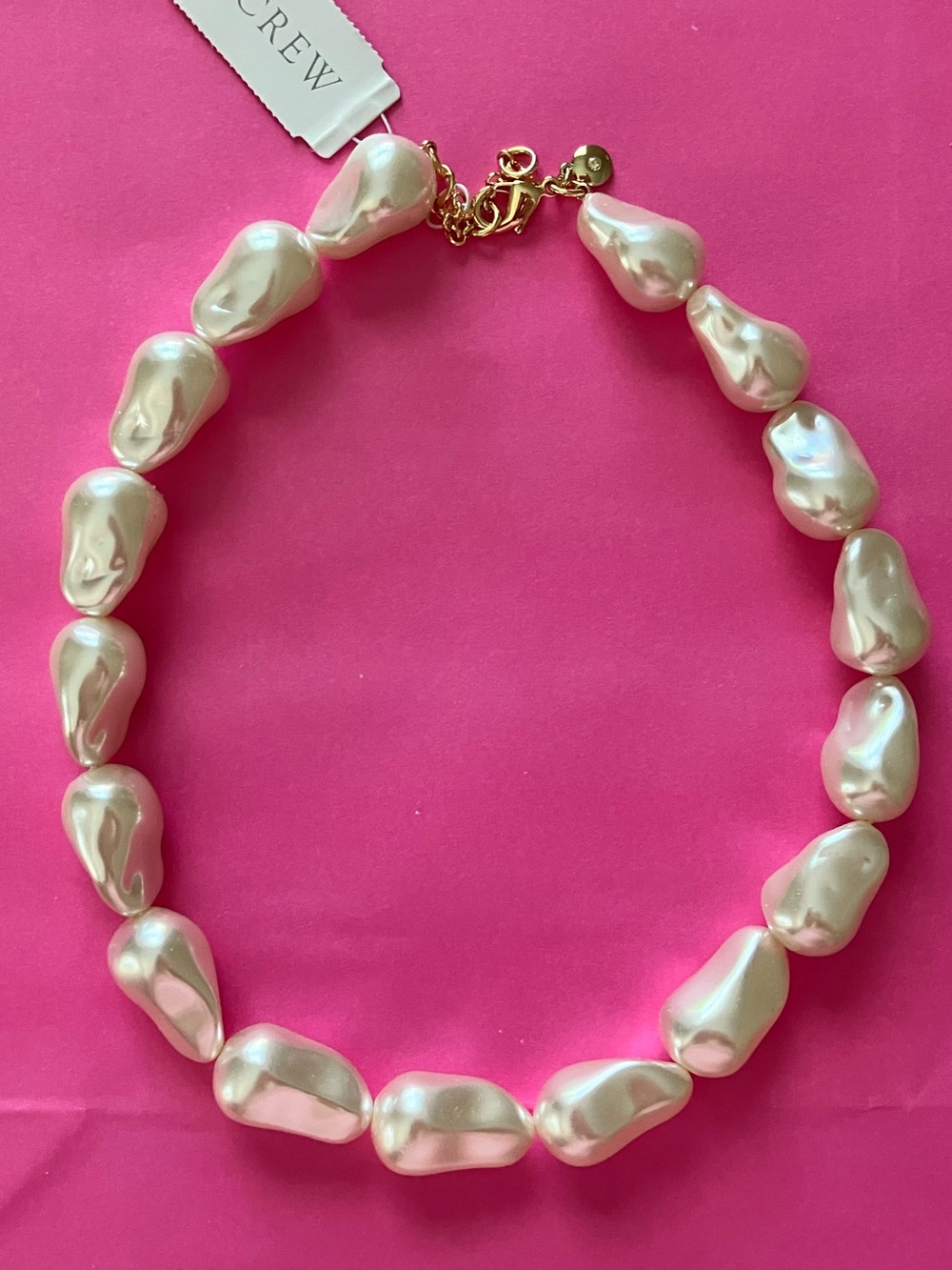 NWT J. Crew Cream Baroque Pearl Chunky Necklace with Gold Clasp - Picture 4 of 4